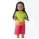 HAMSA poupée indienne aux cheveux longs noirs avec une tunique verte et rose fushia