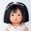 Aïna poupée ballerine asiatique aux cheveux noirs mi-longs