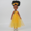 Poupée noire aux cheveux crépus et magnifique robe jaune - Bontle