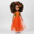 Poupée métisse avec cheveux bouclés à coiffer - Ayana Robe orange